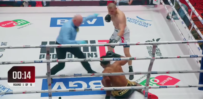 Нокаут от Хижняка в первом раунде дебюта – видеообзор боя с участием Усика