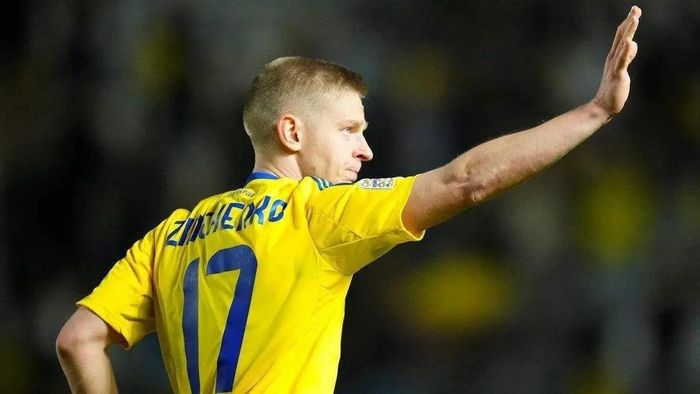 Зинченко возглавил громкий антирейтинг Transfermarkt – украинца обвалили на 5 млн евро