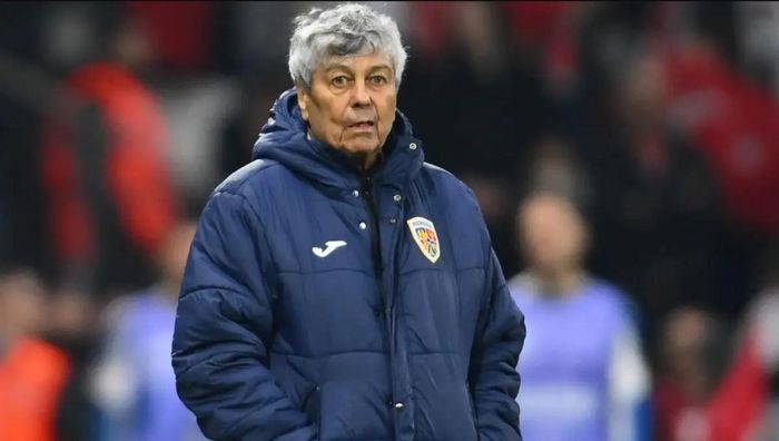 Луческу потерял сознание из-за поражения сборной Румынии –тренер раскрыл подробности госпитализации