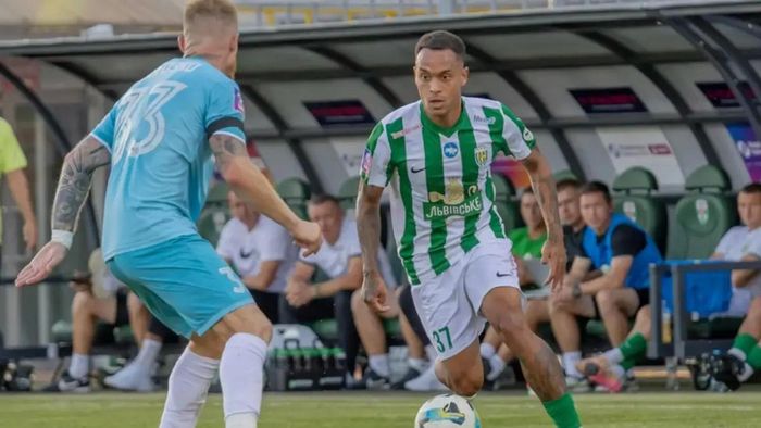 Неймовірний сейв головою і відібраний гол сина легенди Динамо у відеоогляді матчу Карпати – Кудрівка – 1:1