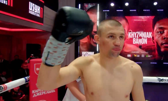 Хижняк переміг нокаутом у першому раунді на очах Усика та Джошуа – потужний дебют у професійному боксі