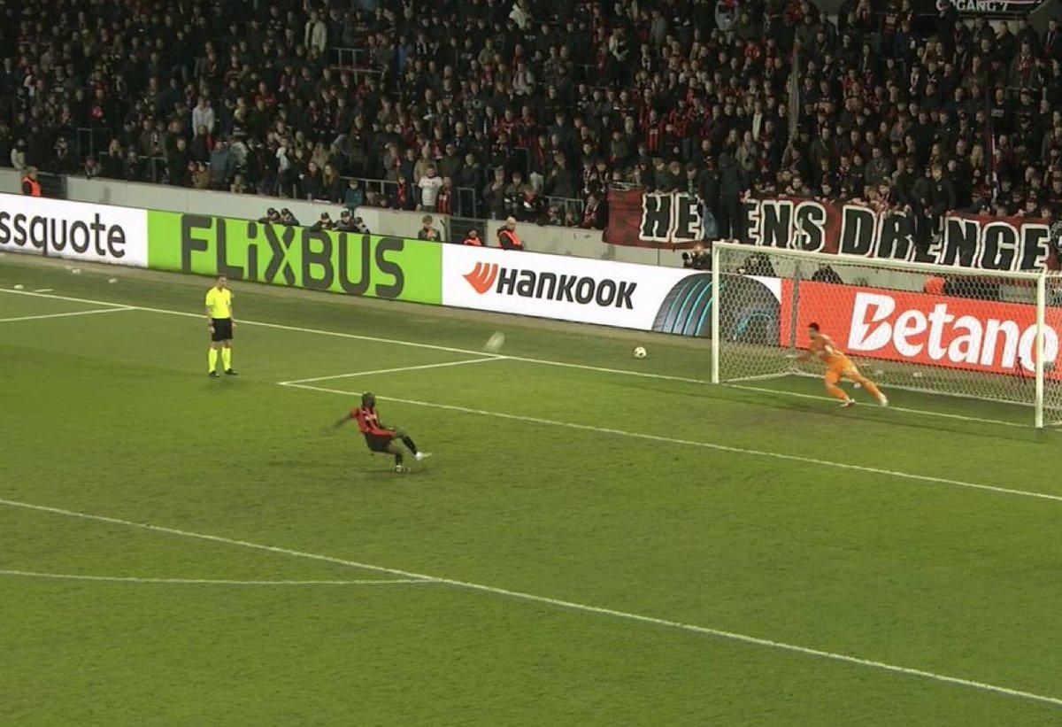 Промах з пенальті / Скріншот