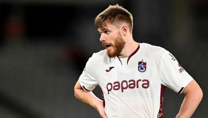 Футболіст збірної України уникнув важкої травми, але ризикує не зіграти проти Швеції у відборі до ЧС-2026