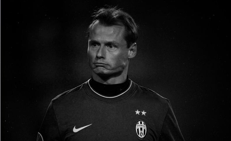 Екс-воротар Арсенала, який грав із Лужним, трагічно загинув у 48 років