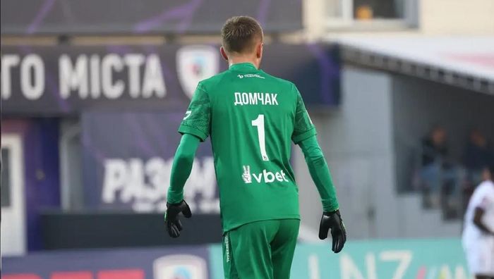 Воротар Карпат може стати суперником Забарного – 4-разовий чемпіон Франції вже розпочав перемовини Воротар Карпат може стати суперником Забарного – 4-разовий чемпіон Франції вже розпочав перемовини