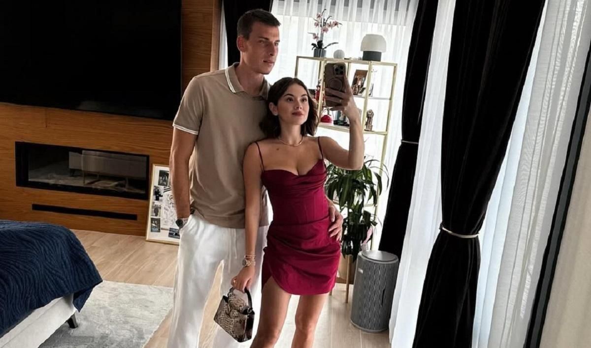 Лунін з дружиною / Фото Instagram.com/a.nastasica