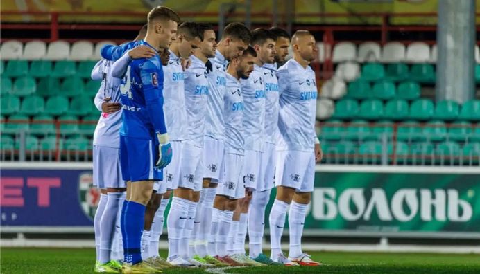 Колос расписал ничью с Рухом в драматическом матче – желтые для Костышина и Федыка, крохи для Степаненко