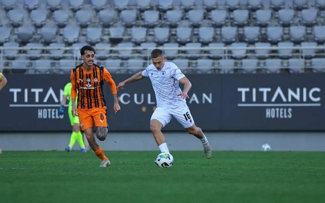 Шахтар та ЛНЗ розписали бойову нічию з двома автоголами – історичний асист Різника не приніс лідерства в УПЛ