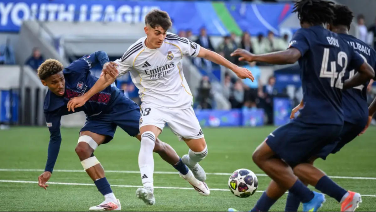 Реал U-19 – ПСЖ U-19 / Photo by Fabrice COFFRINI / AFP via Getty Images