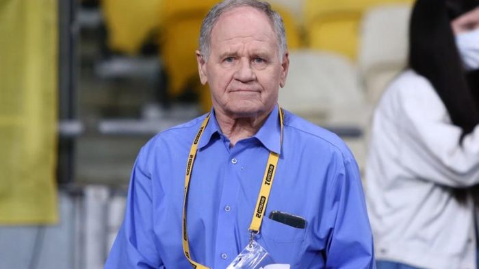 Сабо отреагировал на скандальную отмену гола Пономаренко в ворота Карпат: "Нельзя мне смотреть такую игру Динамо"