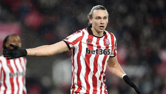 Футболіст збірної України більше не зіграє цього сезону – джерело озвучило невтішні деталі