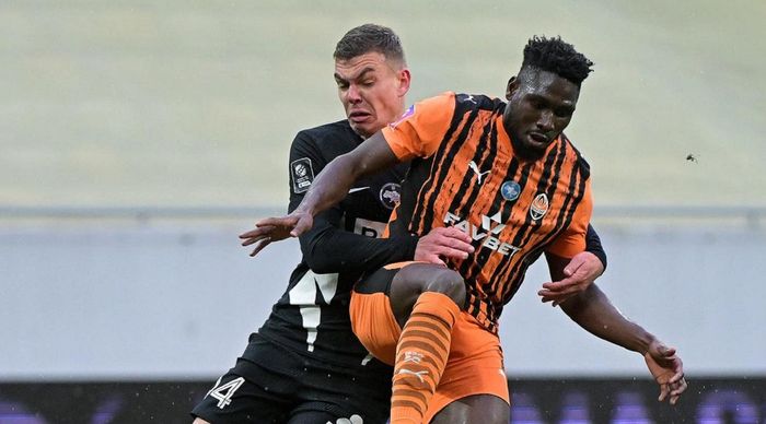 Шахтер впервые в истории забил Полесью и победил – "горняки" возглавили УПЛ, эмоциональный Ротань заработал желтую