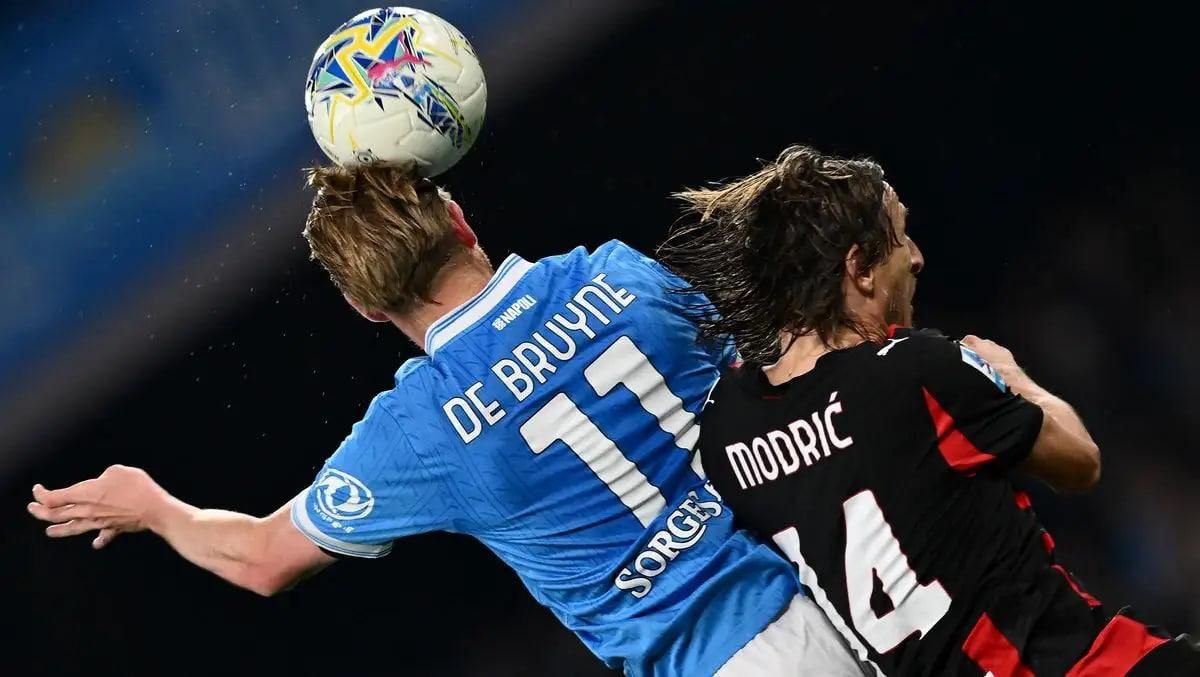 Противостояние де Брюйне и Модрича / Getty images Противостояние де Брюйне и Модрича / Getty images