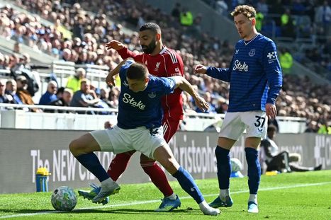 Передасист Миколенка у відеоогляді матчу Евертон – Ліверпуль – 1:2