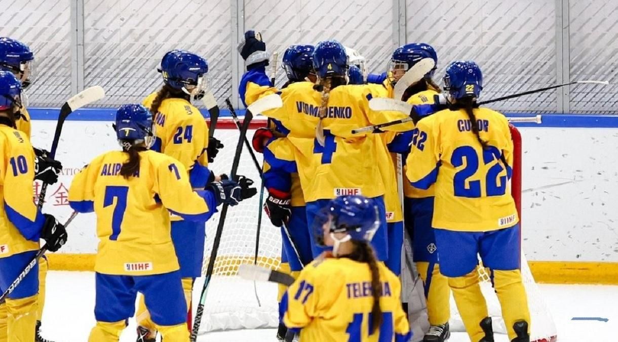 Жіноча збірна України з хокею / Фото ФХУ