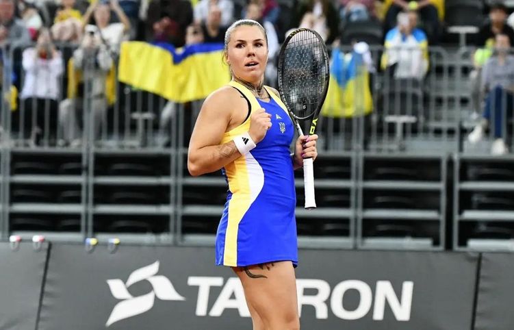Олійникова драматично програла скаженій росіянці та покинула Ролан Гаррос