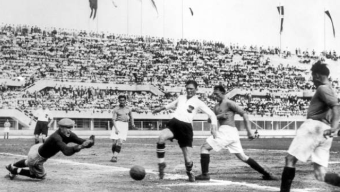 Мундіаль-1934: "іграшка" Муссоліні, скандальний суддя та відмова чемпіона їхати на турнір Мундіаль-1934: "іграшка" Муссоліні, скандальний суддя та відмова чемпіона їхати на турнір