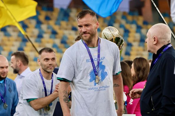 Ярмоленко сделал заявление о завершении карьеры после триумфа Динамо в Кубке Украины