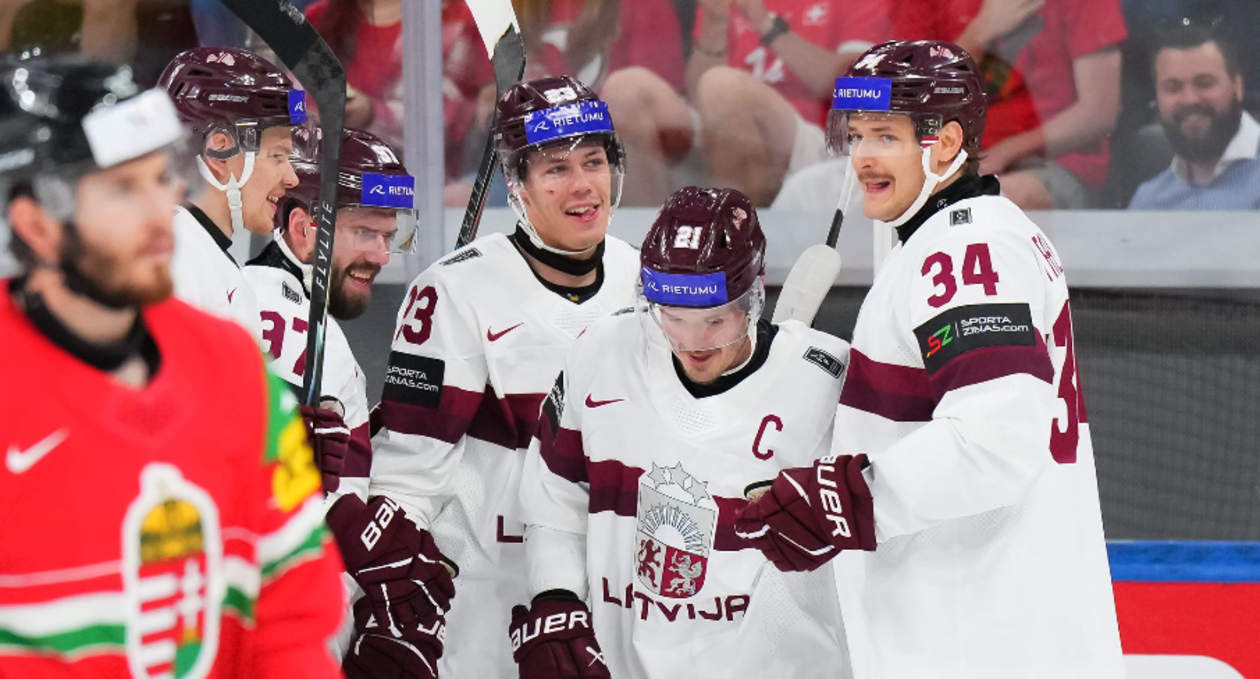 Сборная Латвии по хоккею / IIHF