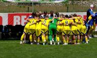 Жіноча збірна України з футболу U-19 у меншості втримала нічию з Угорщиною – авторка голу отримала червону