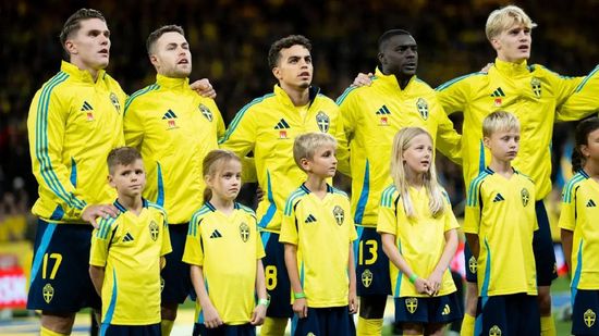  Збірну Швеції змусили тренуватись на розваленому стадіоні перед матчем з Францією в 1/16 ЧС-2026 (ВІДЕО)