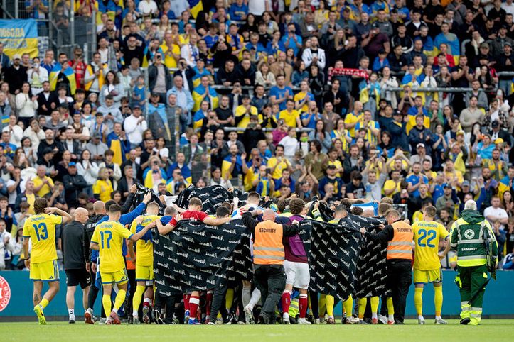 Еріксен мав одне прохання, коли лікарі привели його до тями під час поєдинку Данія – Україна