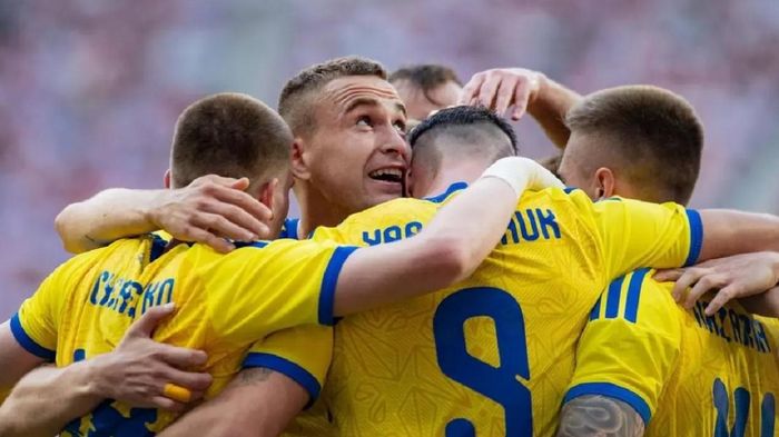Футболист сборной Украины поднял на уши сеть жестом для раненого военного (ФОТО)