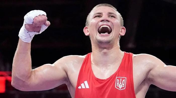 Хижняк розкрив роль Усика у підготовці до другого бою в професійному боксі