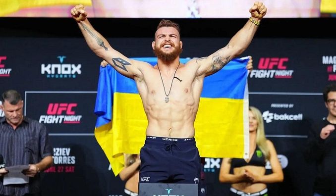 Непереможний українець отримав нового суперника в UFC – відома дата бою