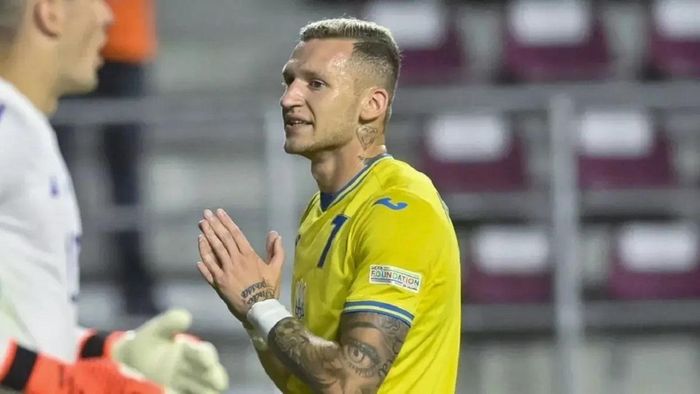 Украинского футболиста держат "в заложниках" в Польше: "Президент игнорирует"