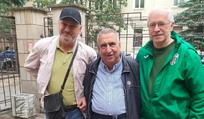 "З кимось посварився – вже зуби вибив": один з найвідоміших рекетирів 90-х займався футболом у легенди Карпат