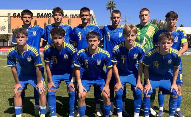 Лужный дебютировал на посту главного тренера сборной Украины U-19, потерпев поражение –его подопечные уступили шведам, игрок Карпат забил