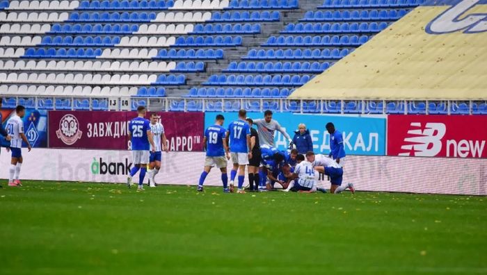Динамо вийшло зі зверненням до Петряка після моторошного зіткнення в матчі УПЛ Динамо вийшло зі зверненням до Петряка після моторошного зіткнення в матчі УПЛ