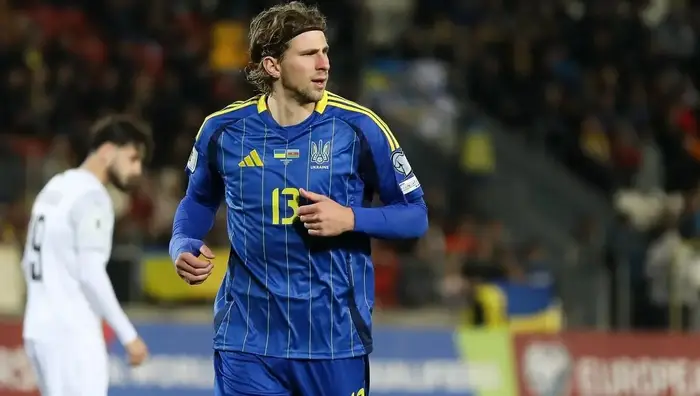 Забарний накинувся на партнерів після матчу Україна – Угорщина – скандальні подробиці Забарний накинувся на партнерів після матчу Україна – Угорщина – скандальні подробиці