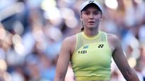 Рибакіна знялася з Мастерса в Ухані – перша ракетка з тріском вилетіла від росіянки в Пекіні