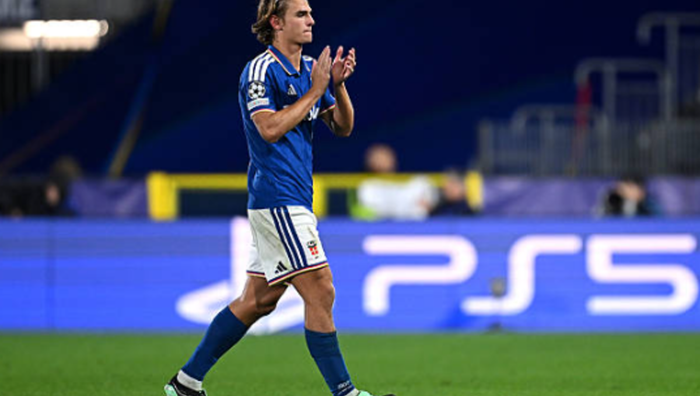 Ліга чемпіонів: "Спадкоємець Мессі" оформив дубль та знищив МЮ, вольова перемога Галатасарая Ліга чемпіонів: "Спадкоємець Мессі" оформив дубль та знищив МЮ, вольова перемога Галатасарая