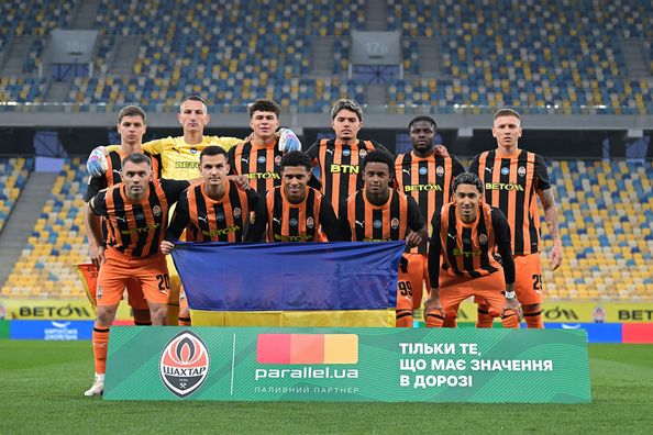 Шахтер – Колос – 2:1 – видеообзор матча УПЛ с красной бывшего игрока Динамо Шахтер – Колос – 2:1 – видеообзор матча УПЛ с красной бывшего игрока Динамо