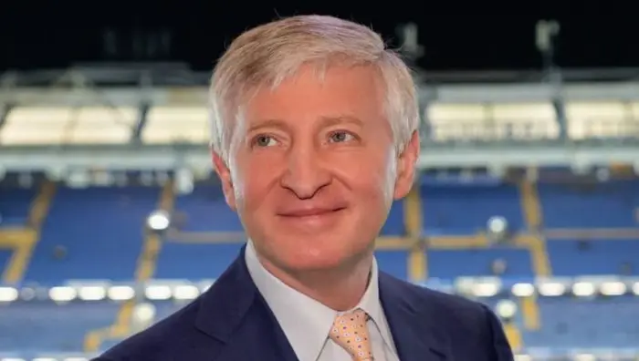 Ахметов несподівано розхвалив гравця збірної України після перемоги Шахтаря в ЛЧ і звернувся до його дружини Ахметов несподівано розхвалив гравця збірної України після перемоги Шахтаря в ЛЧ і звернувся до його дружини